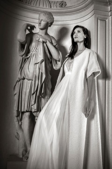GWANNI - Création de robes longues de mariée à Bordeaux - 02